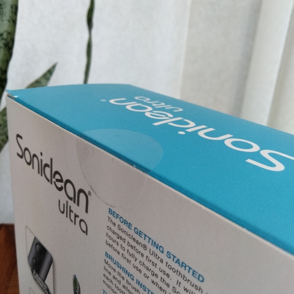 NIB SONICLEAN Ultra Rechargeable Sonic Toothbrush w/ Bonus Toothbrush Heads - Picture 11 of 13